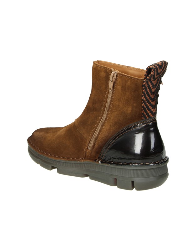 Botines marrones ON FOOT 29713