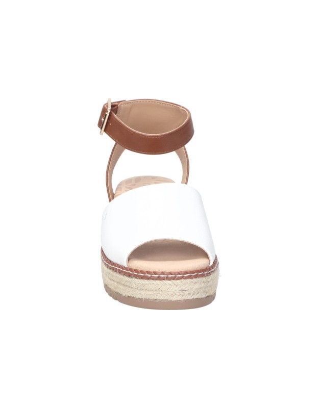Zapatos color blanco de casual MUSTANG MTNG 59617