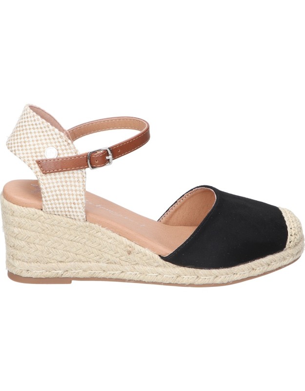 Yutes con cuña para mujer XTI 140746 negro