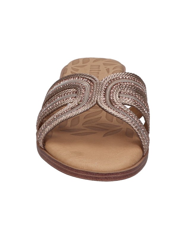 Sandalias planas para moda joven MUSTANG 54500 color champán