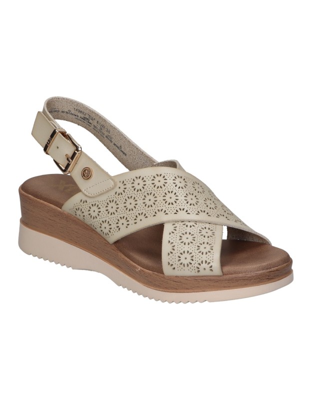 Sandalias con cuña para mujer XTI 143852 beige