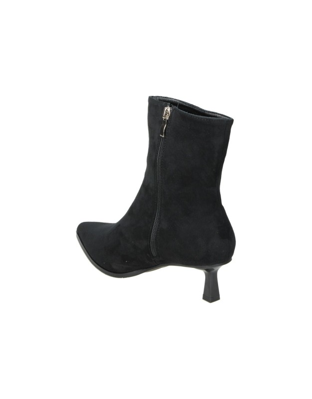 Botines con tacón ISTERIA 549 en negro para mujer