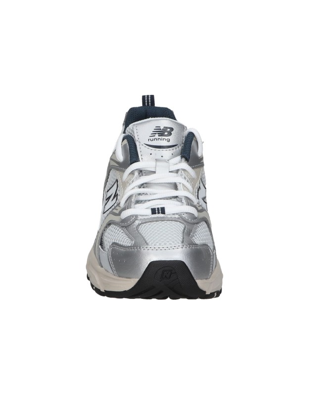 Deportivas NEW BALANCE 530 gr530ka plateadas y azul marinas