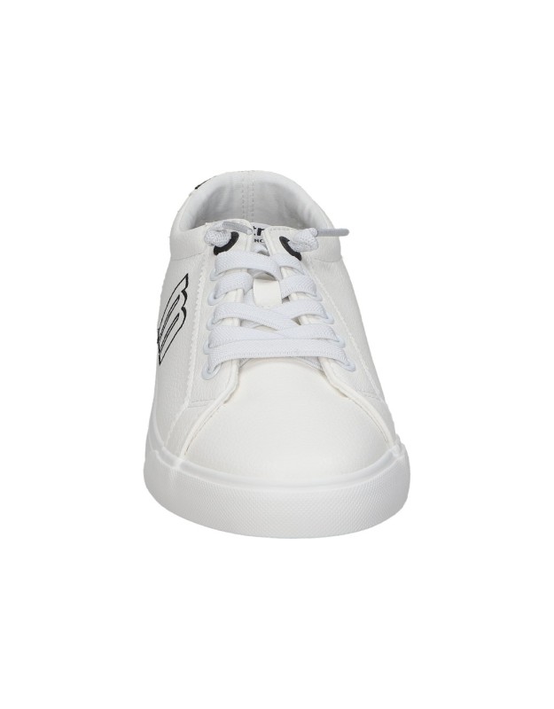 Zapatillas Mustang Aria 60615 blancas y negras para mujer