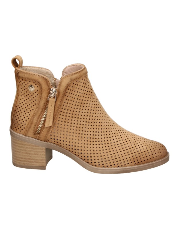botines con tacon xti 145035 en camel para mujer 35