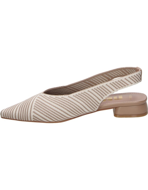Zapato en punta D'Angela DDN30590 en beige y blanco para mujer