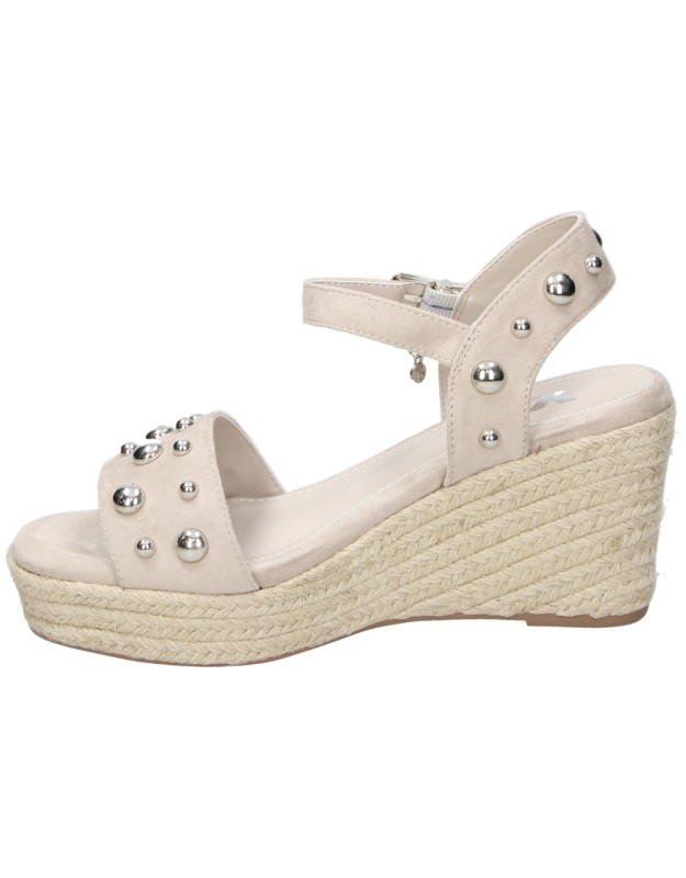 Sandalia de Esparto con Hebilla XTI 145454 en color blanco para mujer