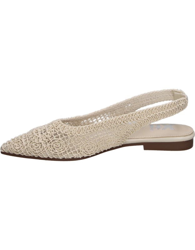 Zapatos XTI 145124 Color Beige para Mujer Slip On