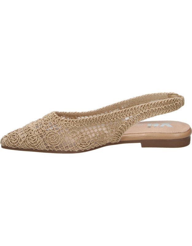 Zapatos XTI 145124 Color Taupe para Mujer en Punta sin cierre