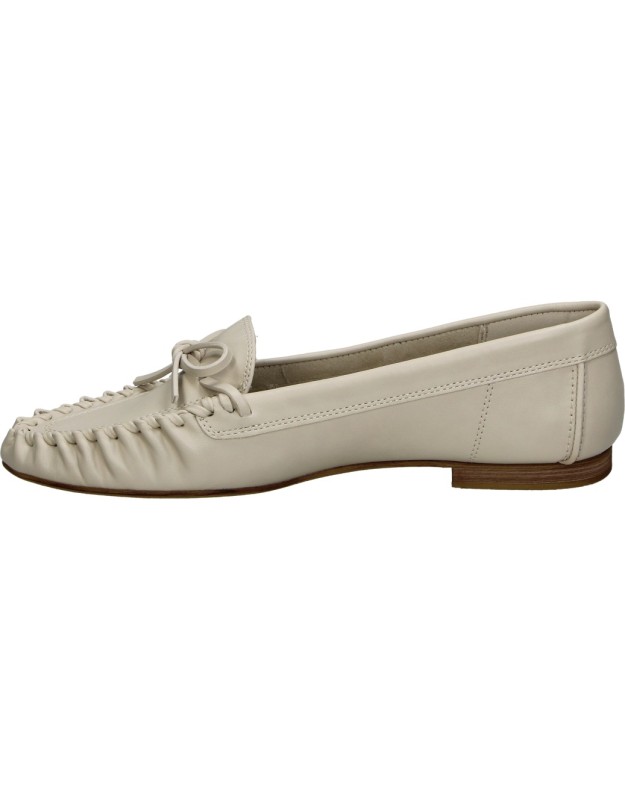 Mocasines SKYDIVA NPC + en color beige para mujer
