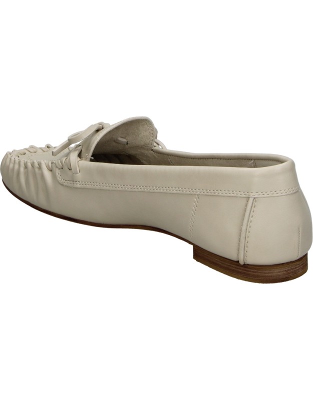 Mocasines SKYDIVA NPC + en color beige para mujer