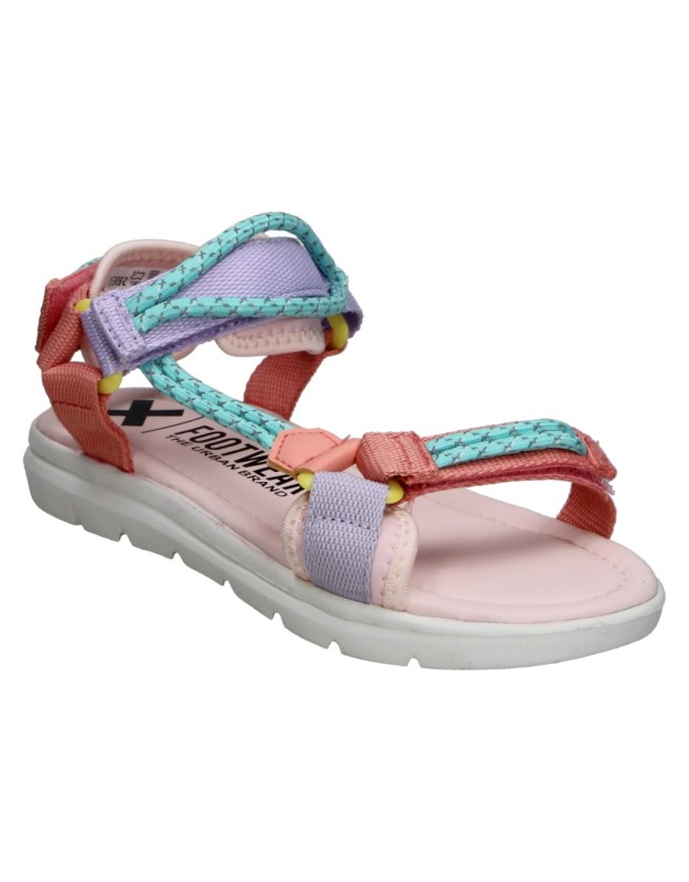 Sandalias Planas XTI KIDS 153052 Color Rosa con Detalles para Niña