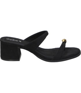 Sandalias con tacón SKYDIVA Pretty negras para moda joven