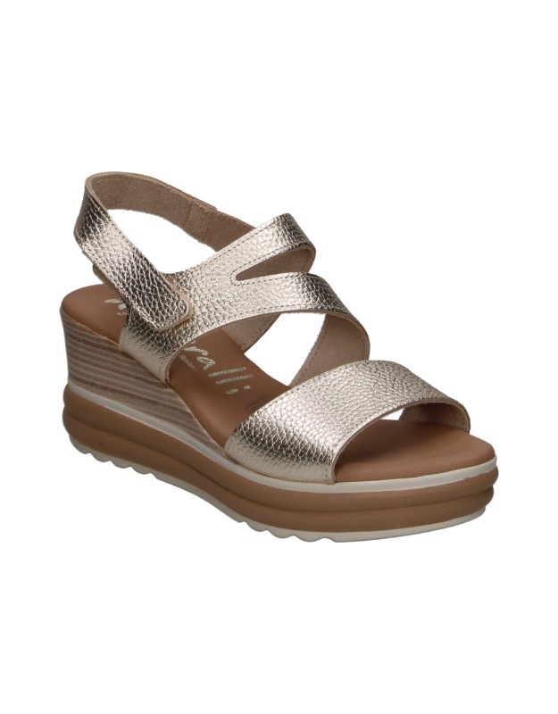 Sandalias de piel con cuña KARRALLI 5990 doradas para mujer