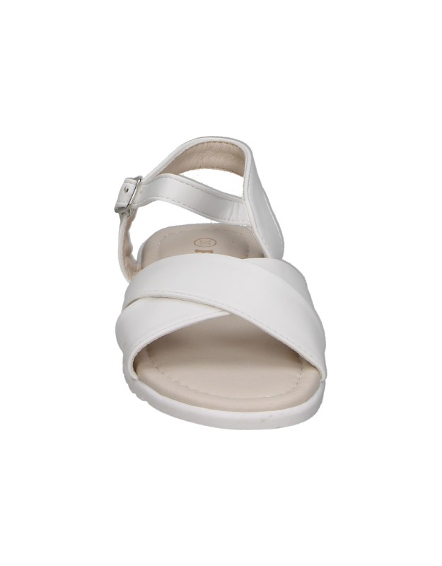 Sandalias Planas con Cierre de Hebilla PEKES 9038 en Color Blanco para Niña