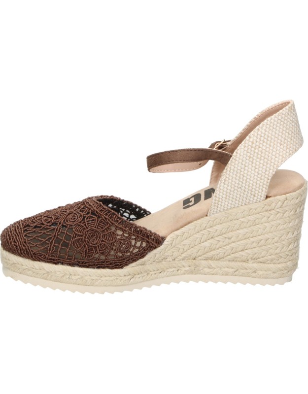 Alpargatas con Cuña y Plataforma D'Angela en Color Beige y Marrón - Modelo DHA30672