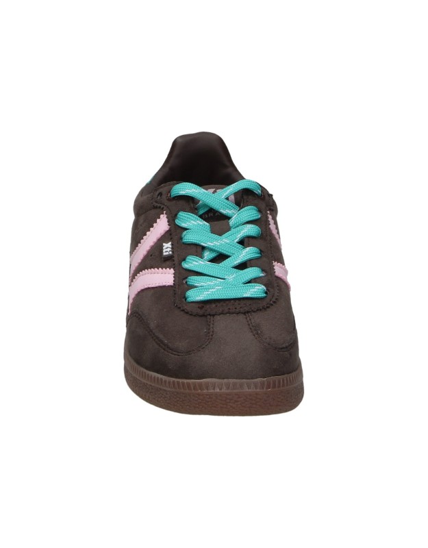 Zapatillas marrones XTI KIDS 154006 para niña