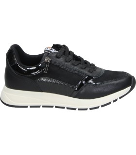 Zapato con cuña REFRESH 176105 en negro para mujer