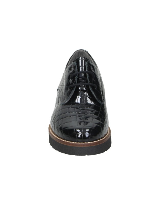 Zapatos de piel PITILLOS 10771 en negro charol para mujer