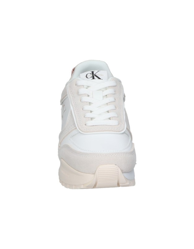 Zapatillas CALVIN KLEIN Toothy Runner en blanco con detalles en beige y rosa claro yw0yw0205205p