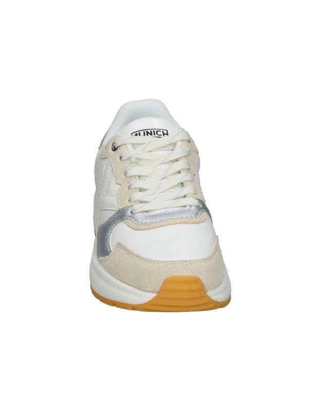 Zapatillas MUNICH para Mujer en Blanco con Detalles en Beige y Plata 4210001