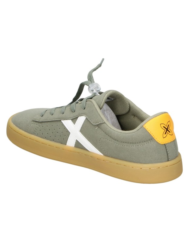 Zapatilla MUNICH Barefoot Mini Open para Niño Color Verde con Detalles 8846008