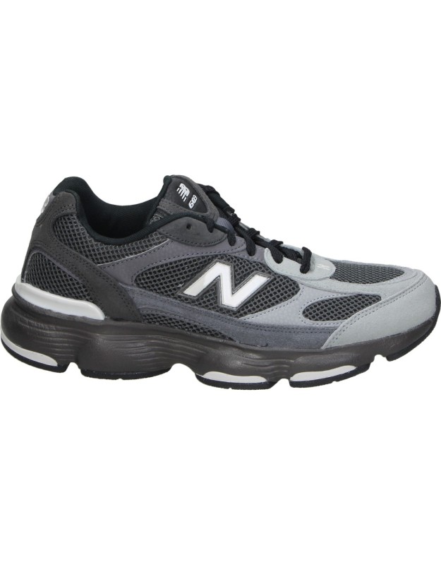 Zapatillas NEW BALANCE 603 para Hombre en Negro con Detalles Grises M6032DK