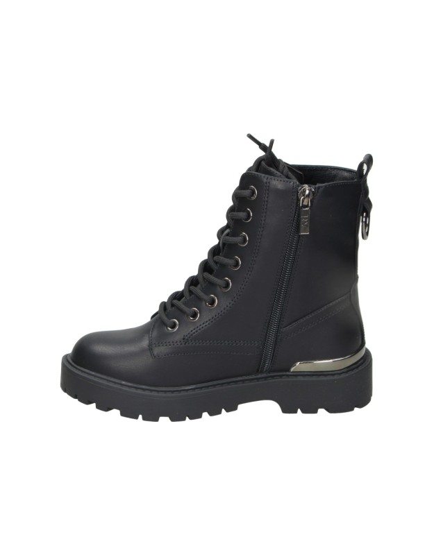 Botas militares veganas XTI KIDS 150583 negras para niña