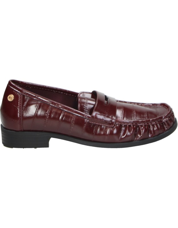 Mocasines XTI  de Charol para Mujer en Color Burdeos 146430