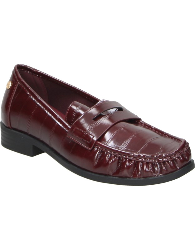 Mocasines XTI  de Charol para Mujer en Color Burdeos 146430