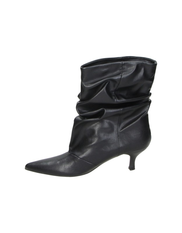Botines con tacón CHIKA10 para Mujer en color Negro nancita 01