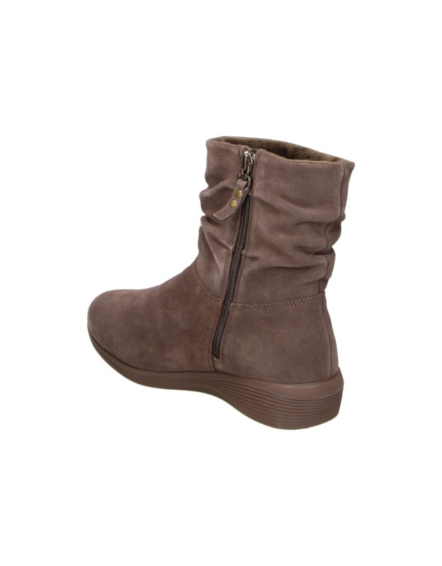 Botines SKECHERS con Cuña y Caña Arrugada para Mujer color Marrón 167899-CHOC
