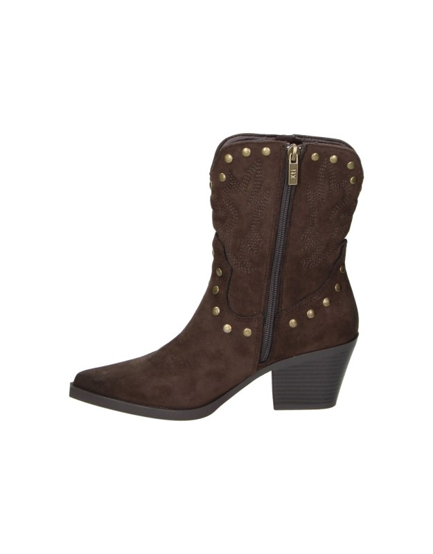 Botines Cowboy XTI con Tachueas para Mujer en Marrón 146507