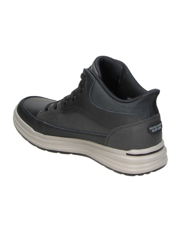 Botas SKECHERS Hands Free Slip-ins: Sterling - Rogan en color negro 211233-blk