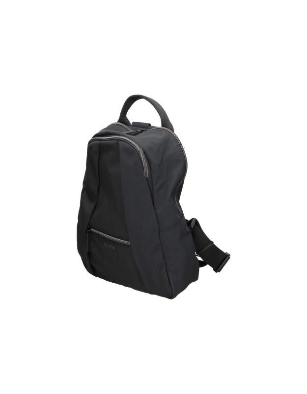 Mochila BEMYND para Mujer color Negro con Bolsillo Frontal y Asas Ajustables BM1042