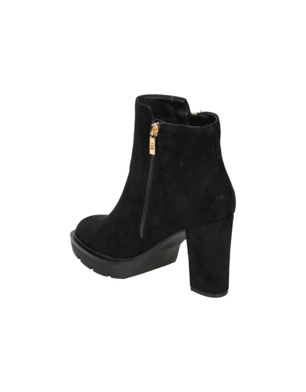 Botines de Tacón XTI para Mujer en Color Negro 146172