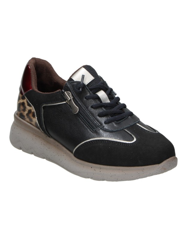 Zapatos de Piel CALZAZUL-FLEX para Mujer Negro con Detalles en Animal Print 8003
