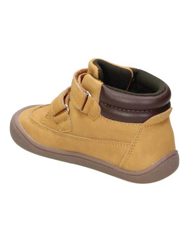 Botas barefoot PEKES 1011 en camel para niño con doble velcro