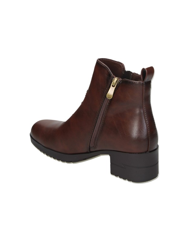 Botines de tacón con tachuelas HISPAFLEX 262038 en marrón