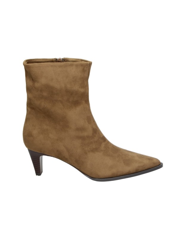 Botines con tacón SKYDIVA Ate en color camel para mujer