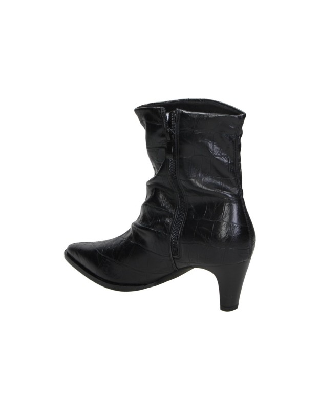 Botines con tacón SKYDIVA Extra en color negro para mujer