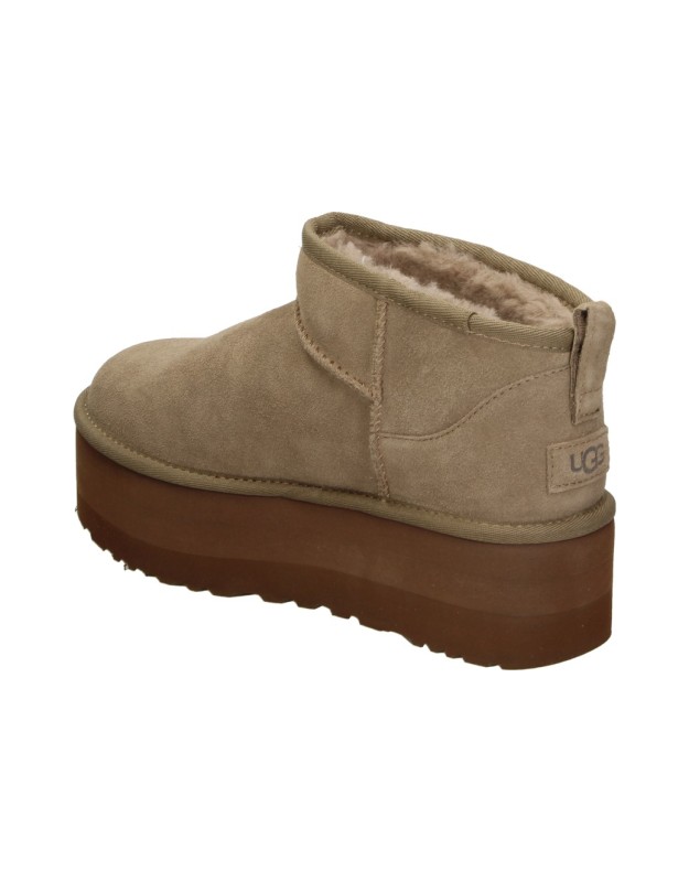 Botines con plataforma UGG Classic Ultra Mini Platform en marrón