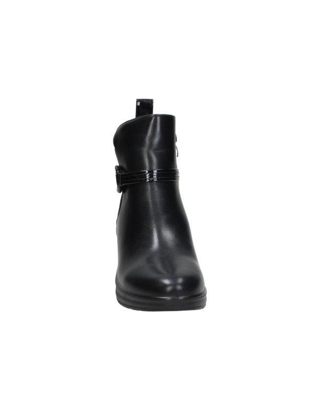 Botines con cuña AMARPIES amd31053 negros para mujer